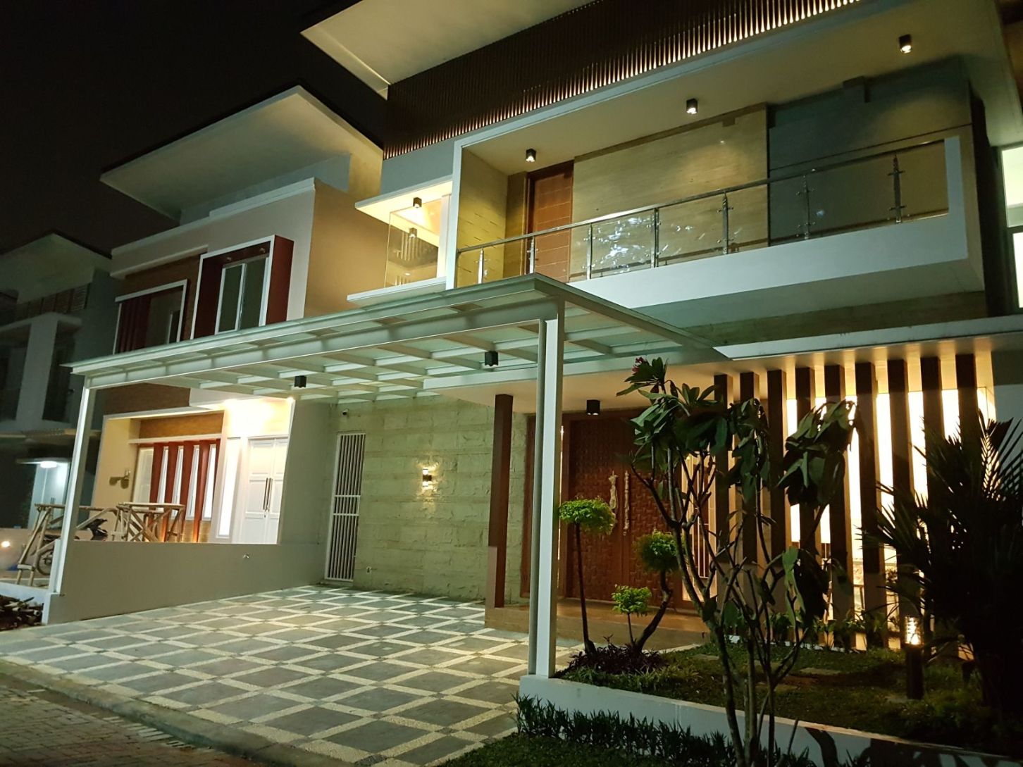 Jasa Kontraktor Bangun Rumah Mewah Kenyamanan Elegan di Tangerang