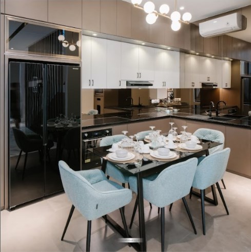 Interior Dapur Minimalisi Gaya Modern di Green Nuri Residence